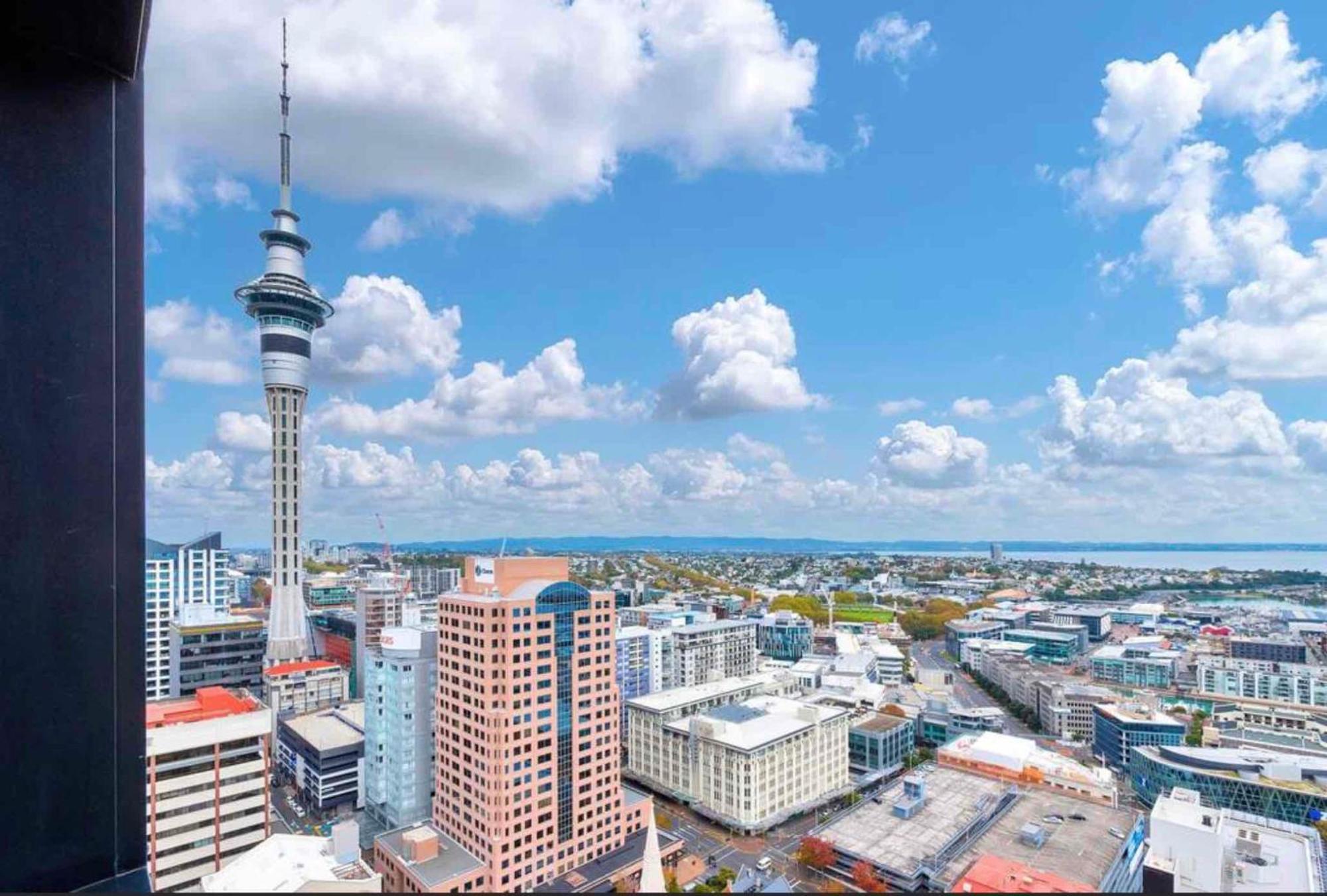 Top Floor Harbour View And Skytower View Apartment In Cbd أوكلاند المظهر الخارجي الصورة